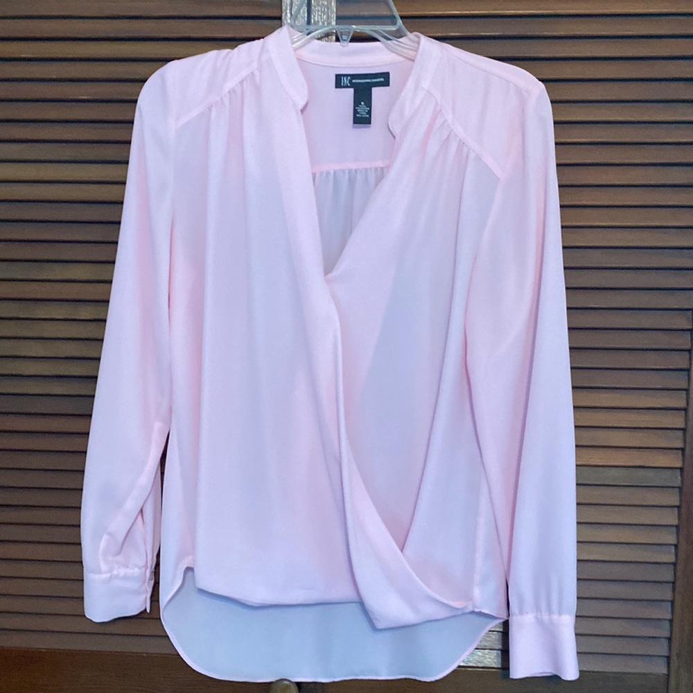 INC pink top Hilow size 8